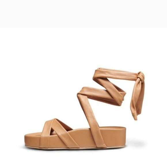 beek.. Parula Sandals In Honey Size 8 - Picture 2 of 12